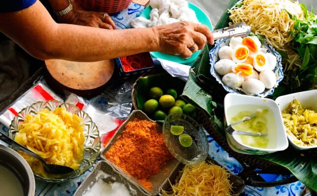 STREET FOOD: A Culinary Adventure Around the World